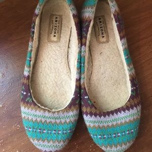 Arizona Aztec sweater flats